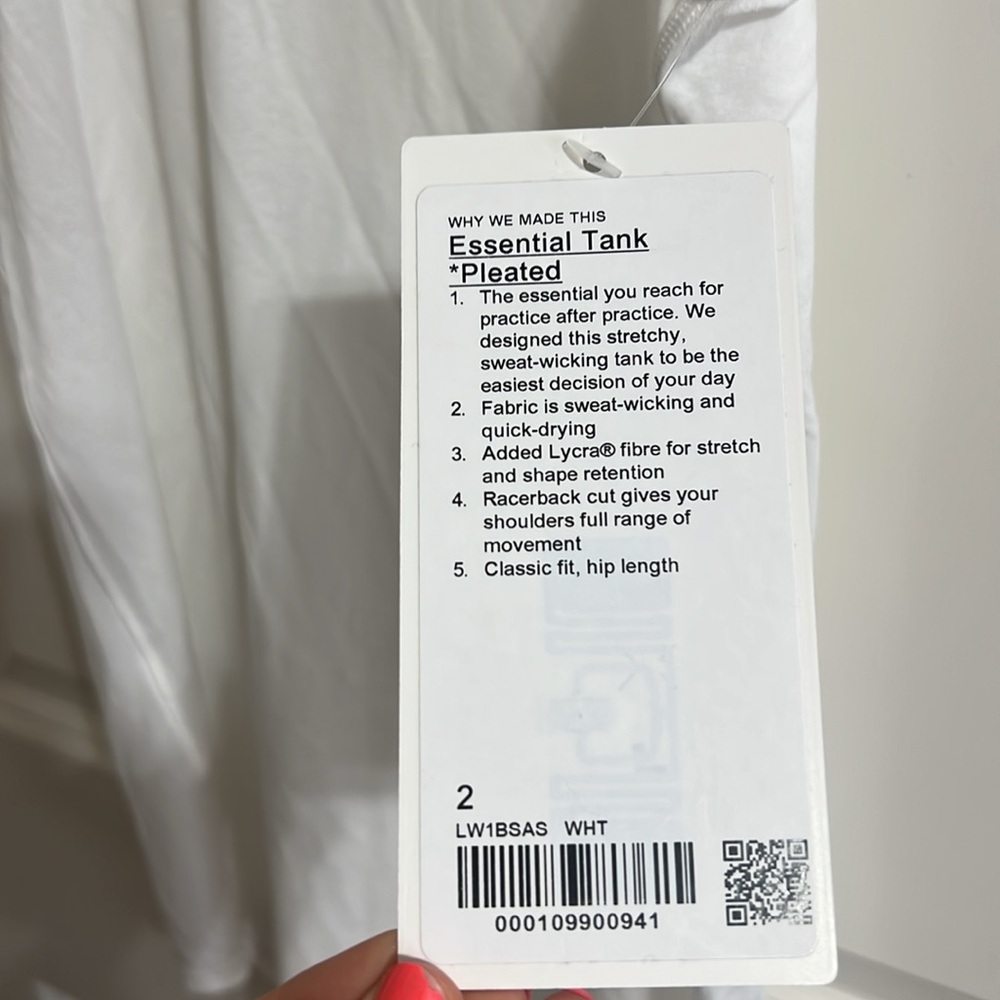 Lululemon Essential Tank Pleated size 2 white new with tags - Picture 5 of 7